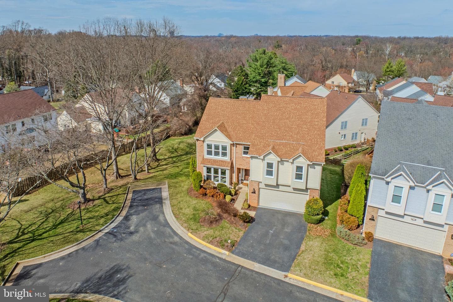 7506 Silver Maple Lane photo 3
