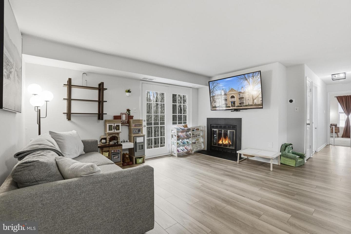 5704 Shadwell Ct # 91 photo 2