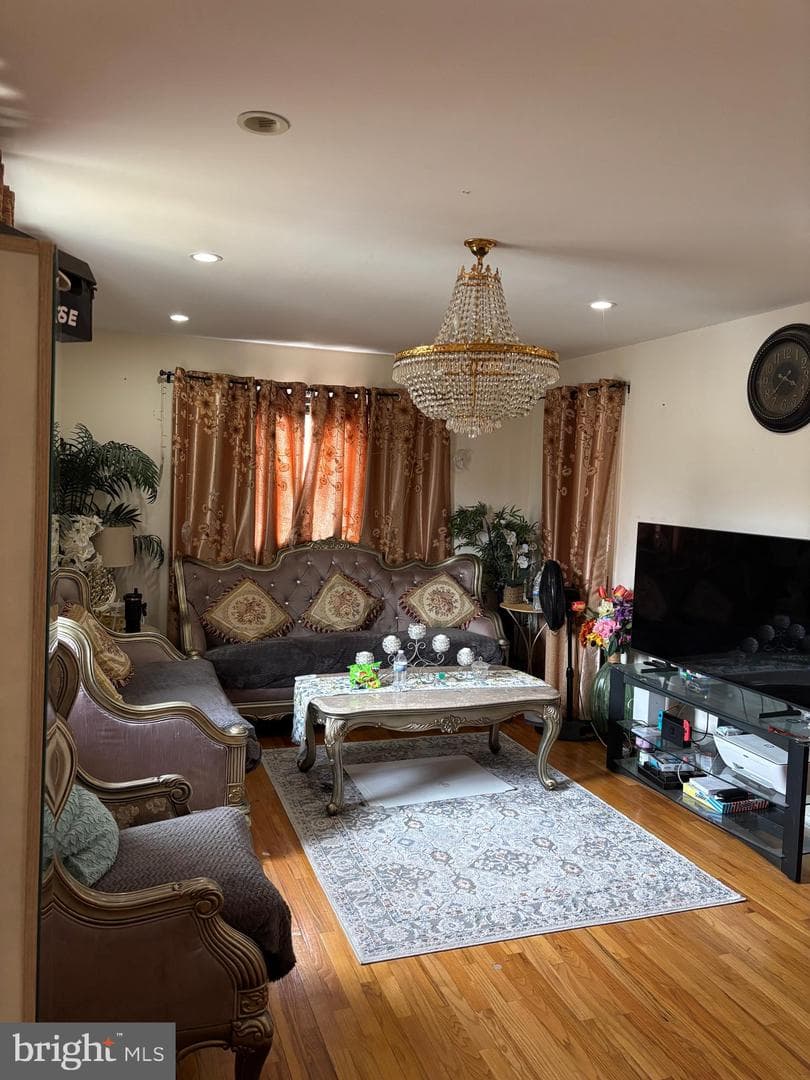 3845 Pinewood Terrace photo 16