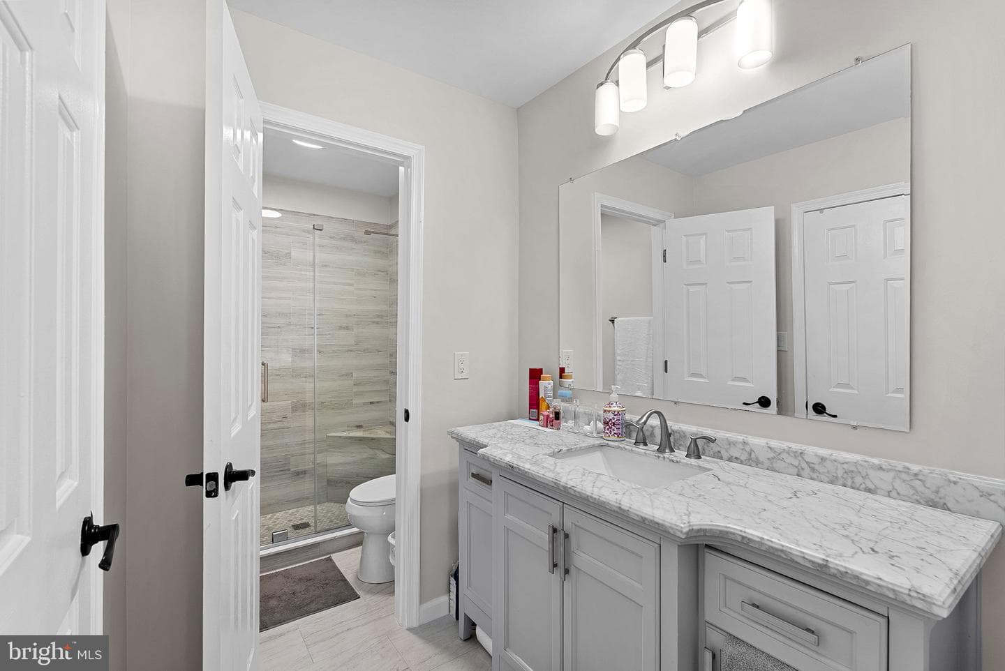 8228 Maple Ridge Avenue photo 26