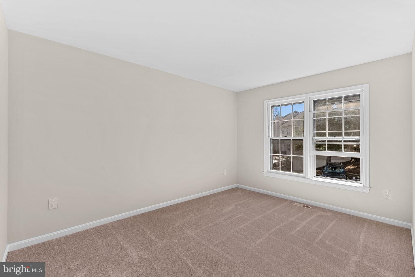 8228 Maple Ridge Avenue photo 38