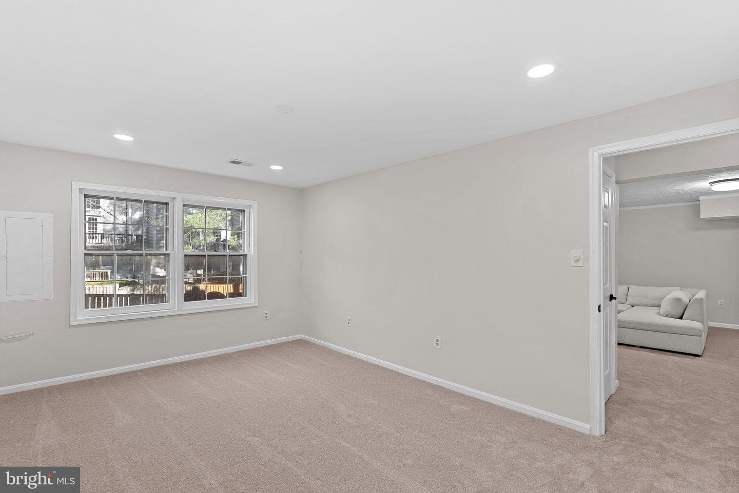 8228 Maple Ridge Avenue photo 44