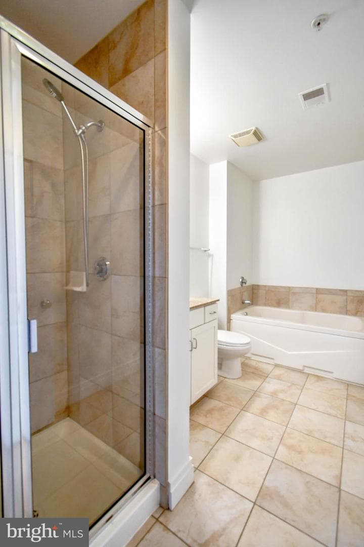 4490 Market Commons Drive #302 photo 17