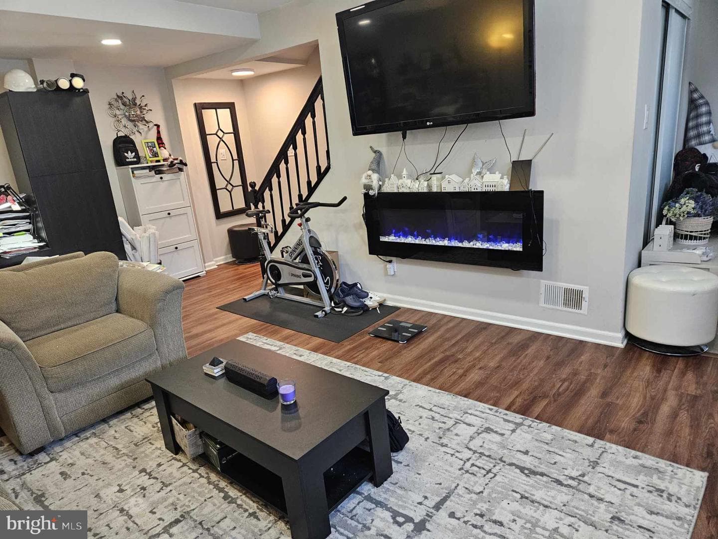 9790 Hagel Circle photo 8