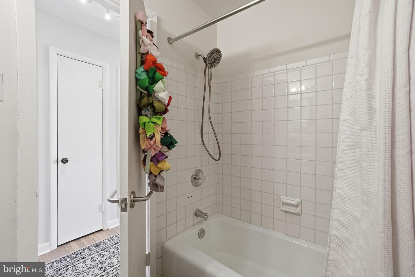 11025 Saffold Way photo 24