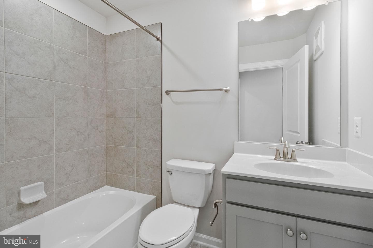 2376 Stella Place #19 photo 20