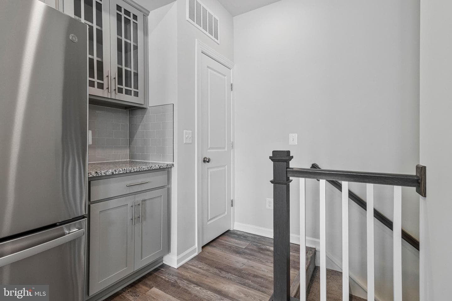 2376 Stella Place #19 photo 9