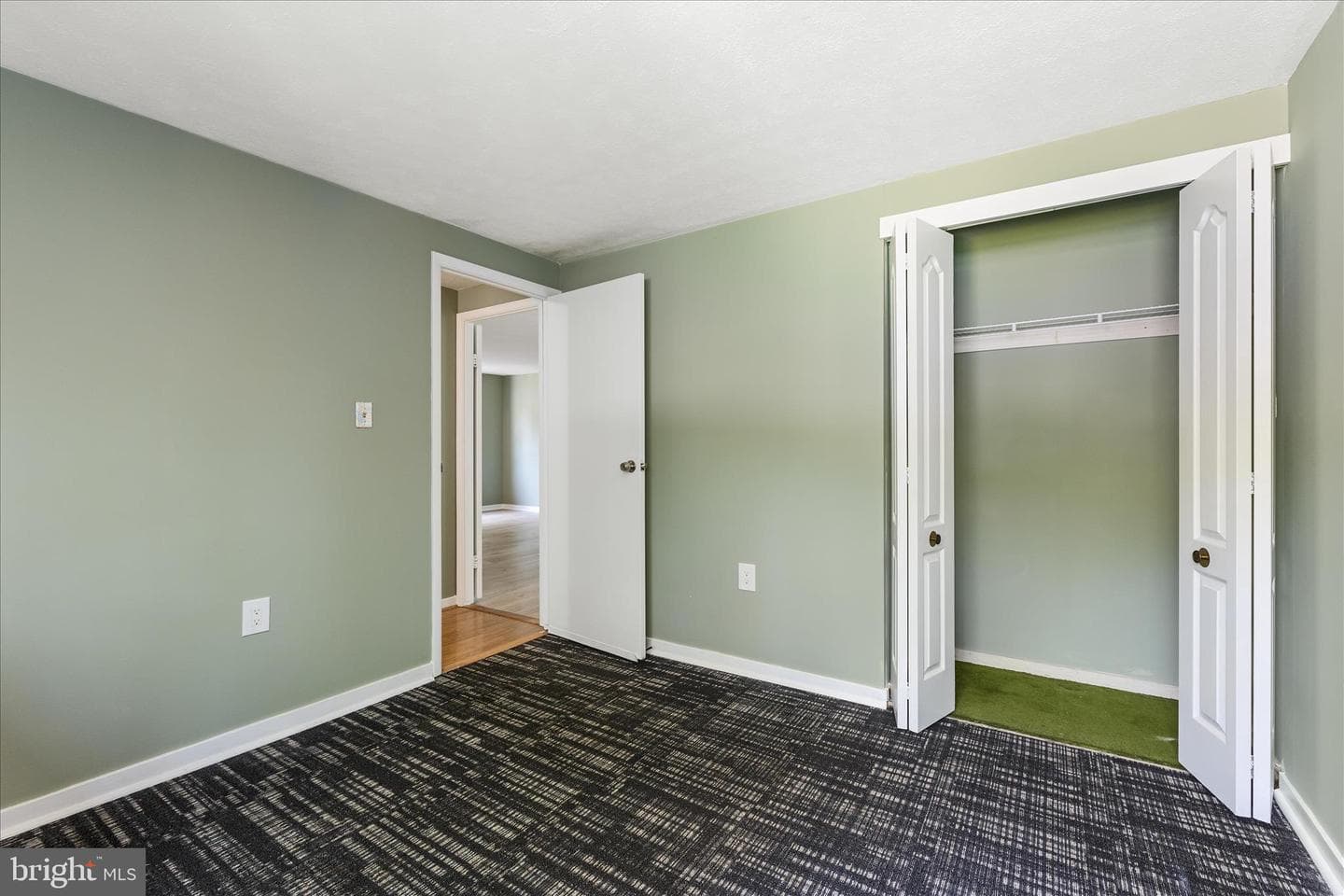 2231 Sanibel Drive photo 21
