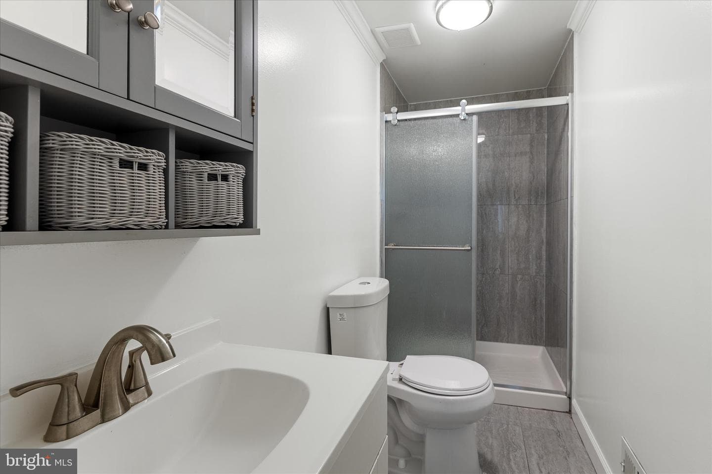 2231 Sanibel Drive photo 24