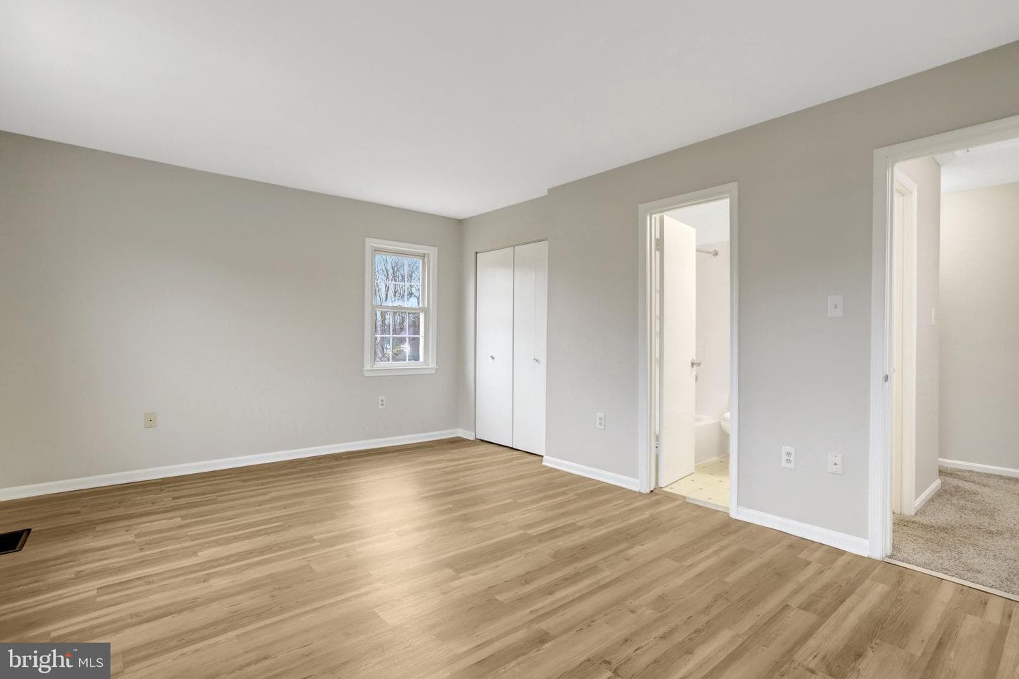 5840 Burke Manor Court photo 15