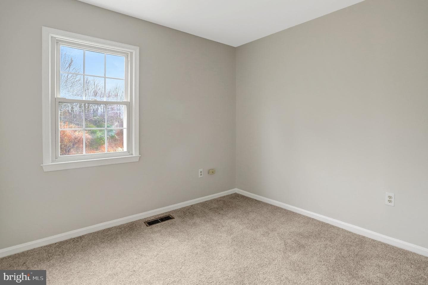 5840 Burke Manor Court photo 20