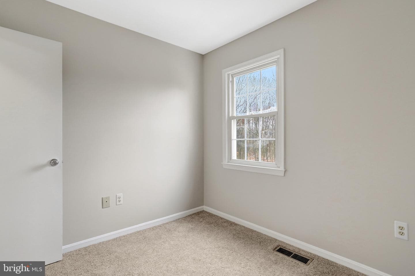 5840 Burke Manor Court photo 23