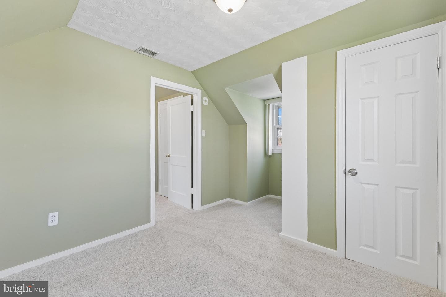 6909 Columbia Drive photo 17
