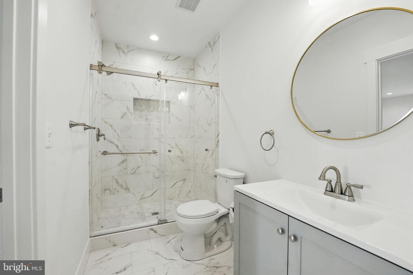 3857 Pinewood Terrace photo 39