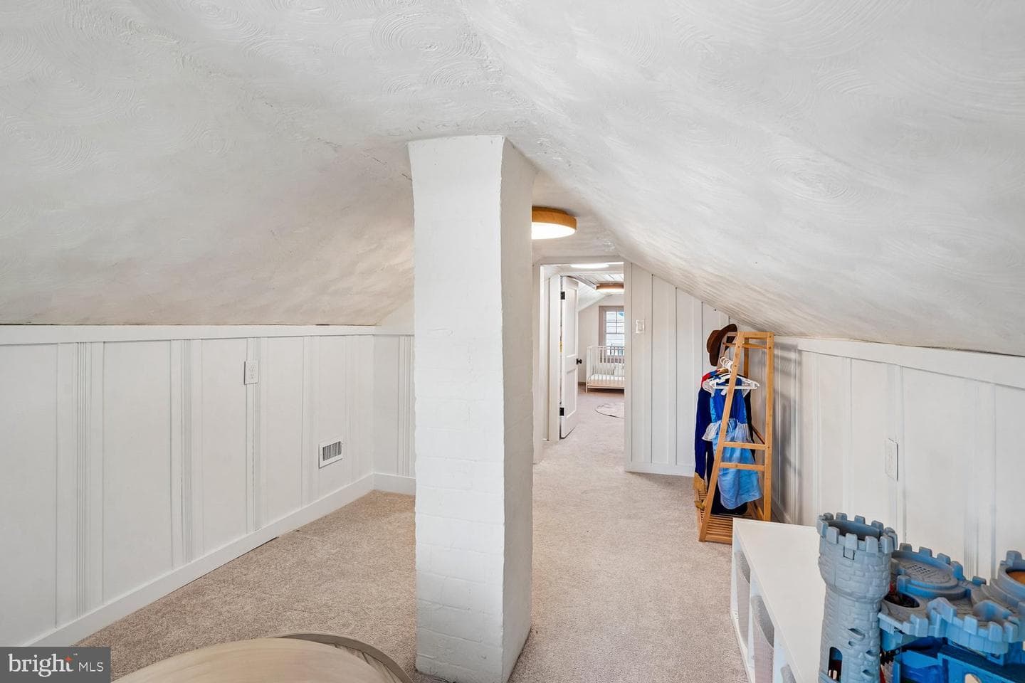 2953 Strathmeade Street photo 39