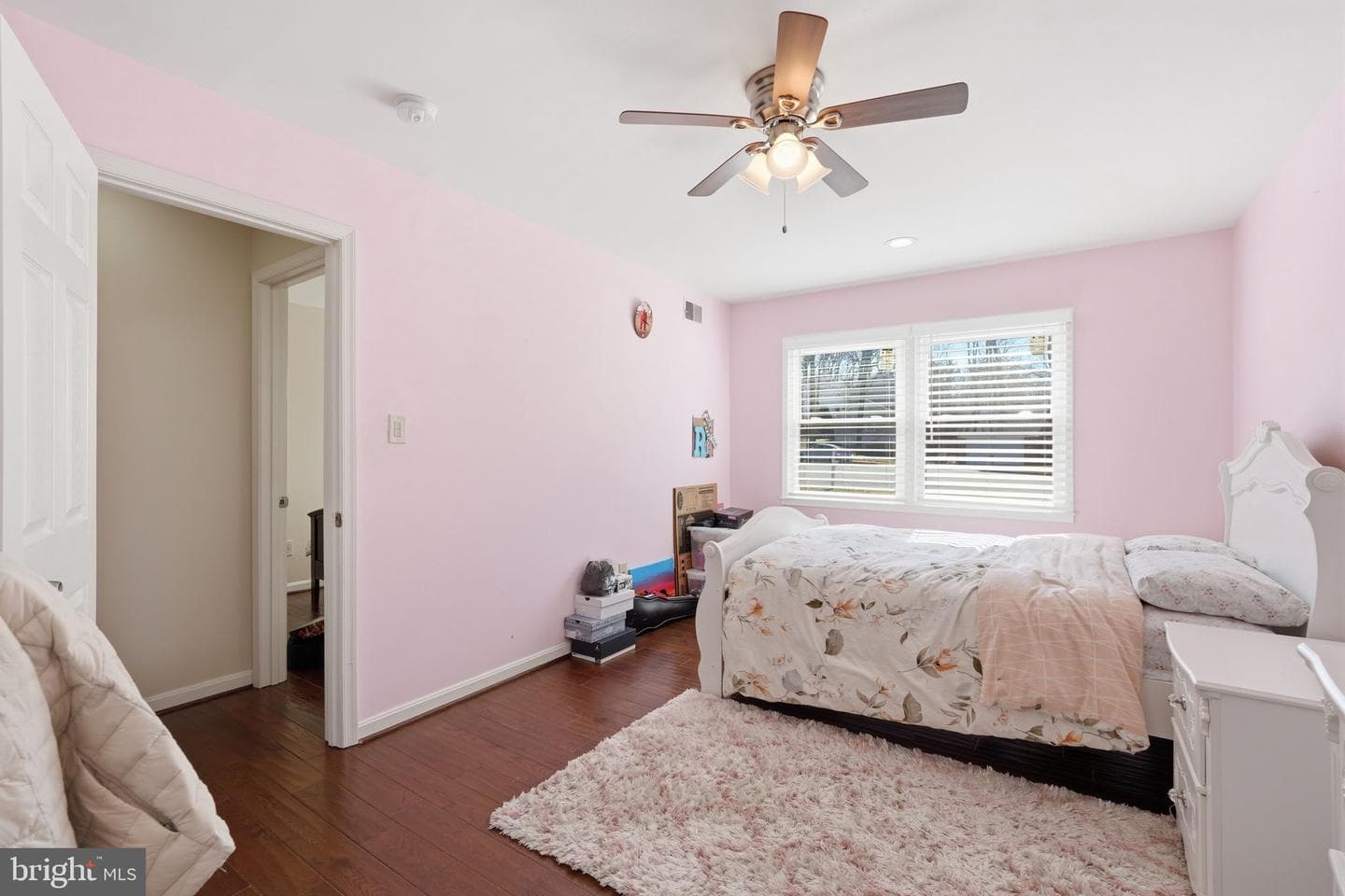 721 Upham Place NW photo 22