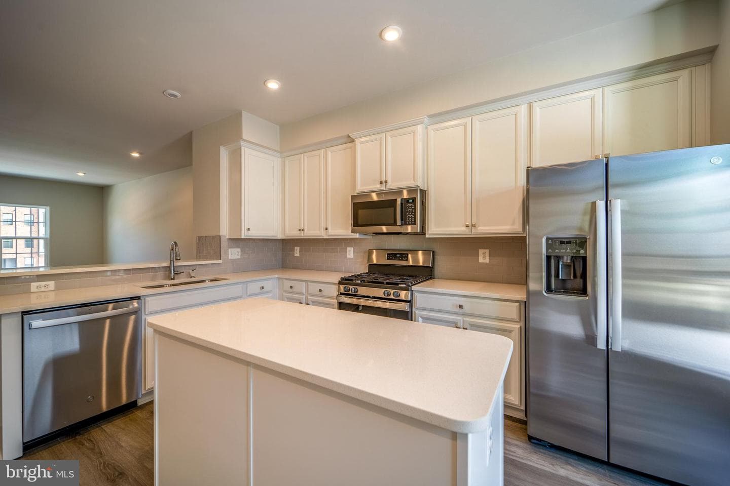 14062 Sunrise Valley Drive photo 5