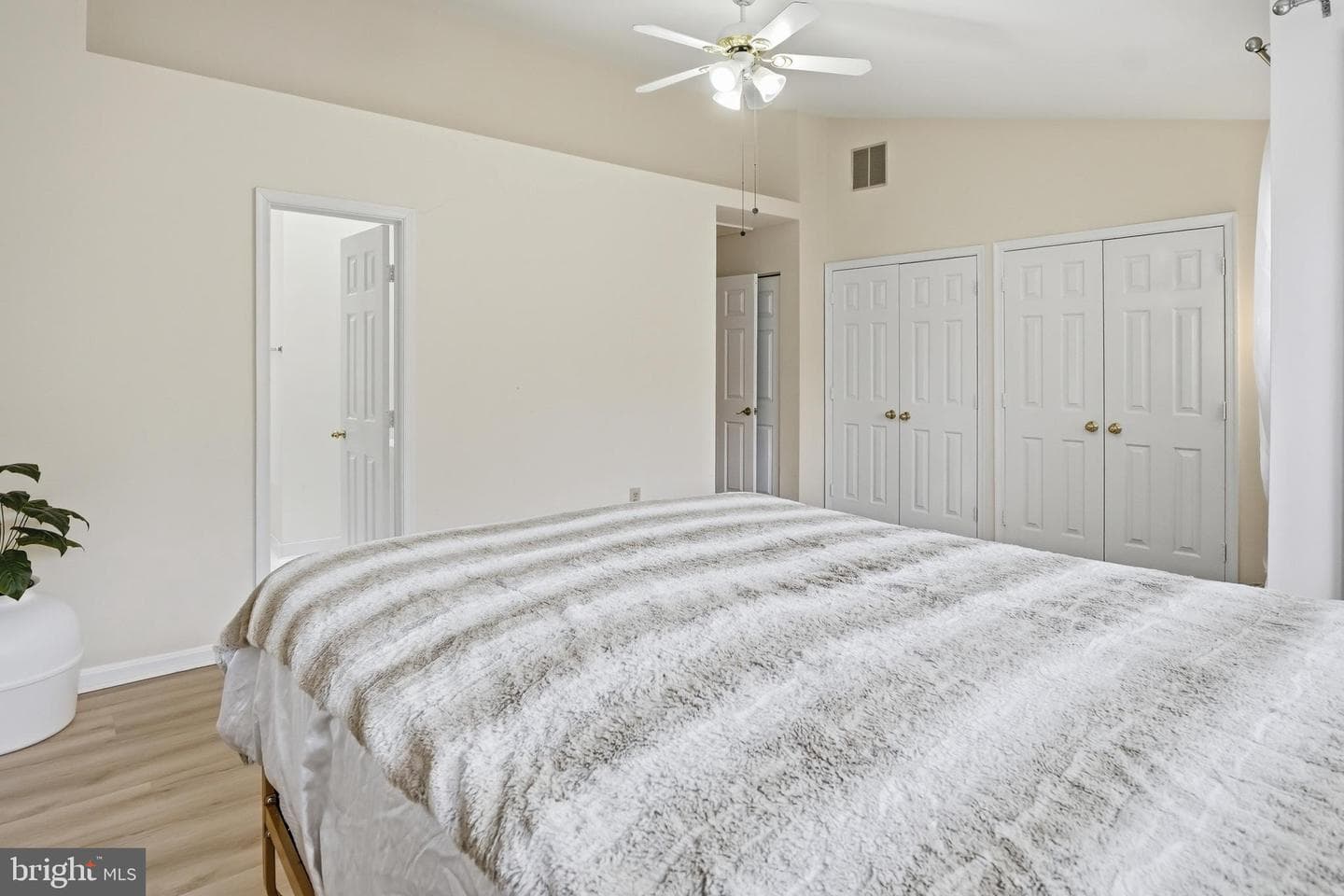 6524 Milva Lane photo 26