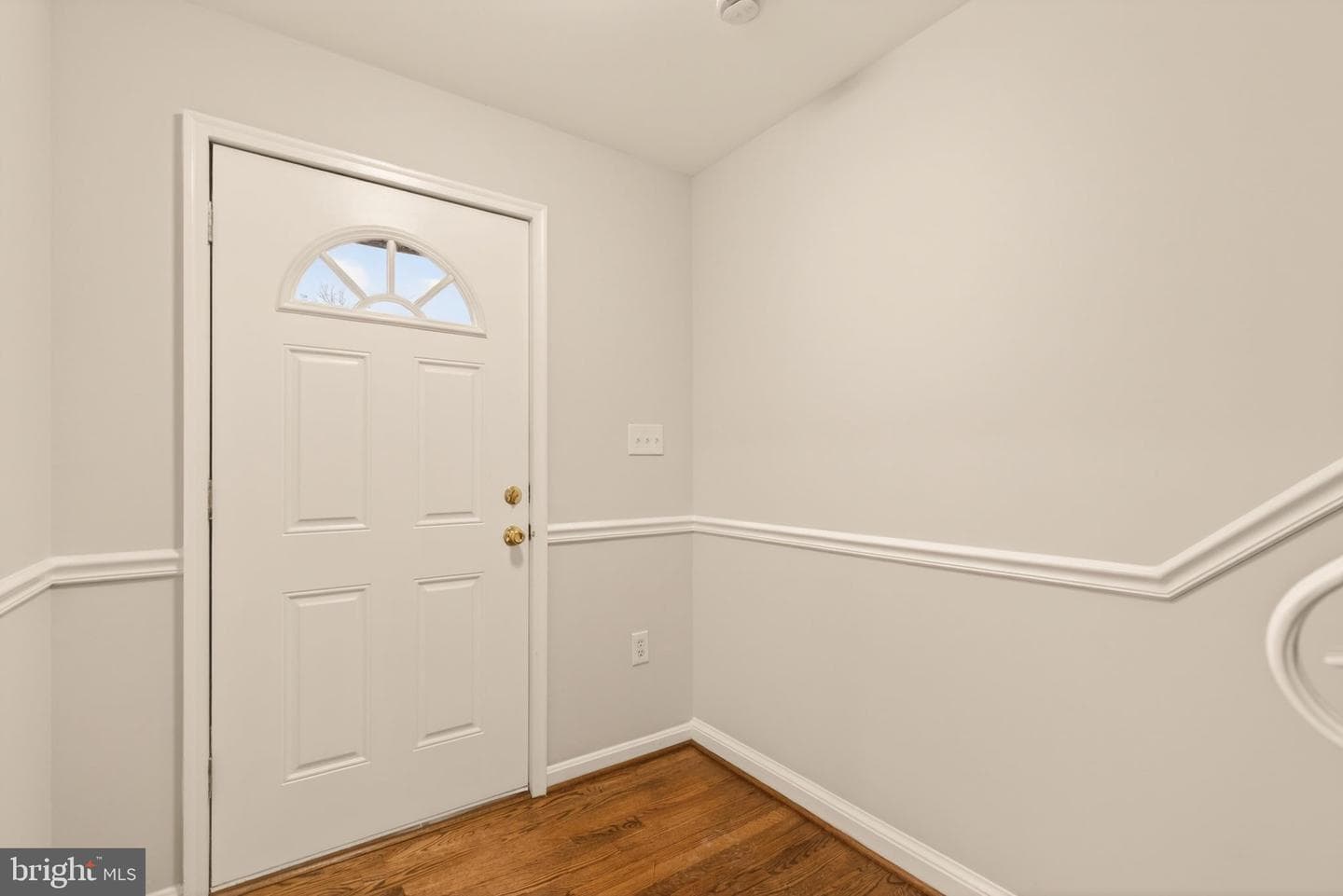 8219 Doctor Craik Court photo 4