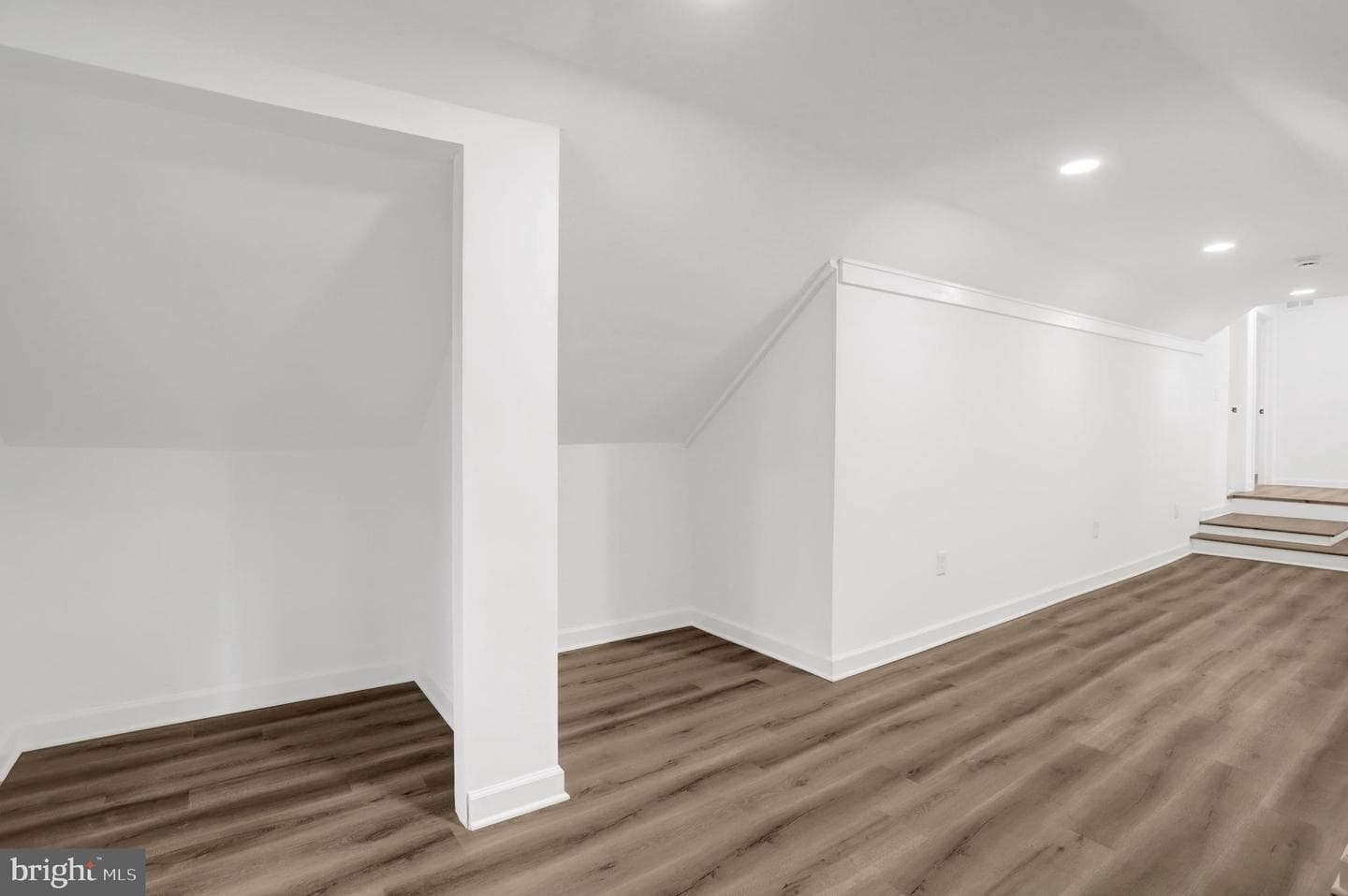 4816 Edwards Street photo 13