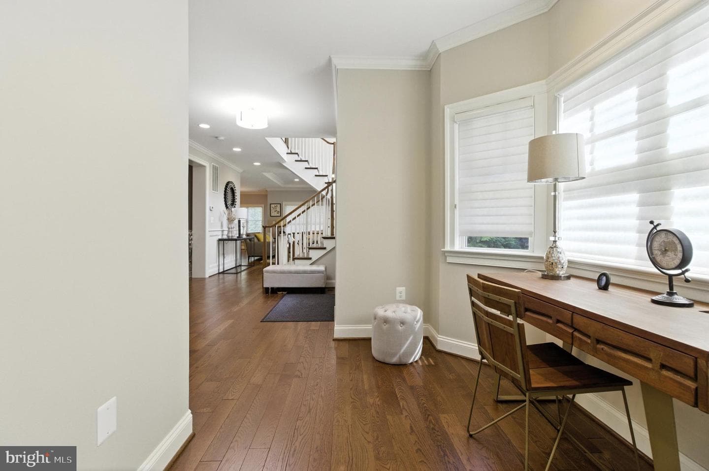 6838 Saint Albans Road photo 5