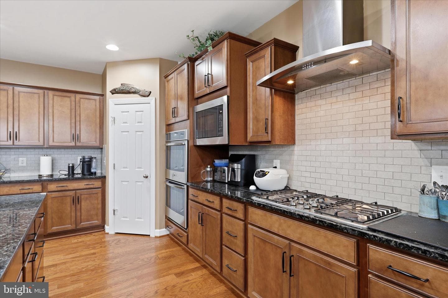 5575 James Young Way photo 13
