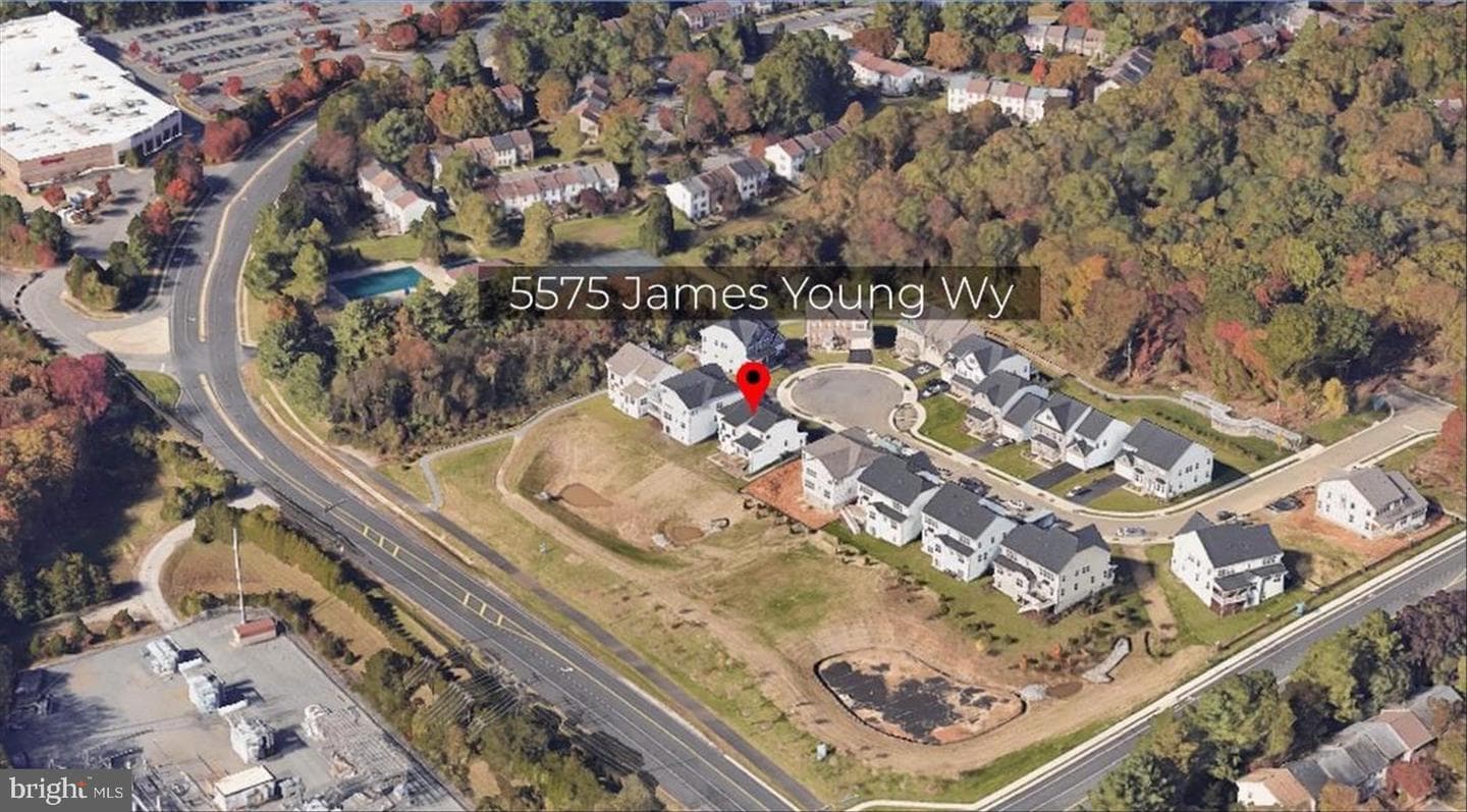 5575 James Young Way photo 2