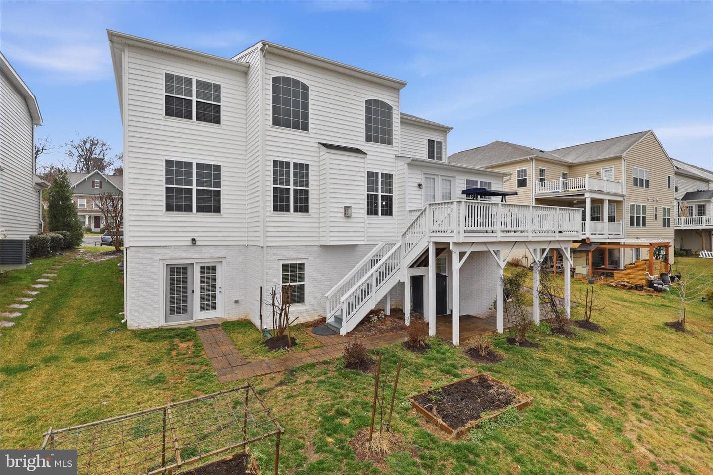 5575 James Young Way photo 42