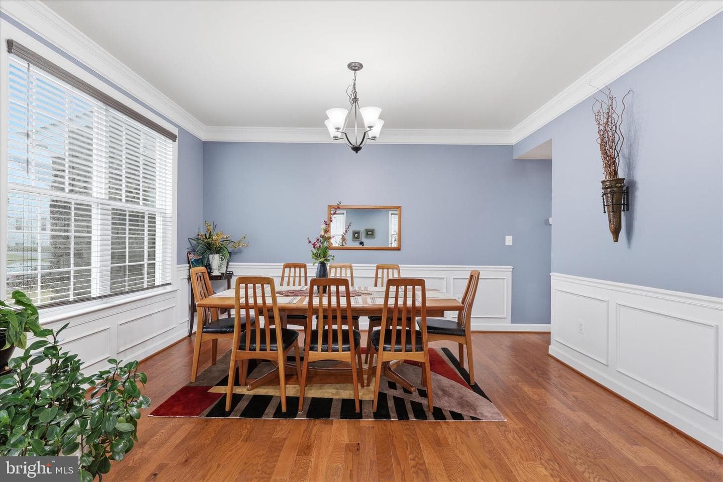 5575 James Young Way photo 6