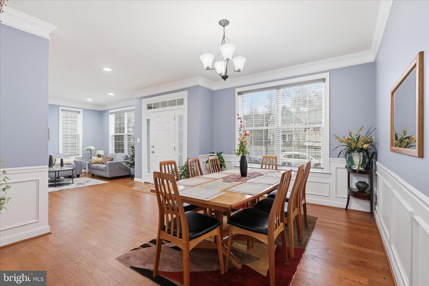 5575 James Young Way photo 7