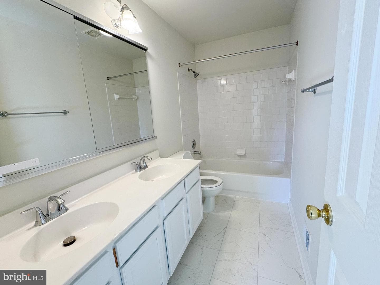 9615 Franklin Woods Place photo 13