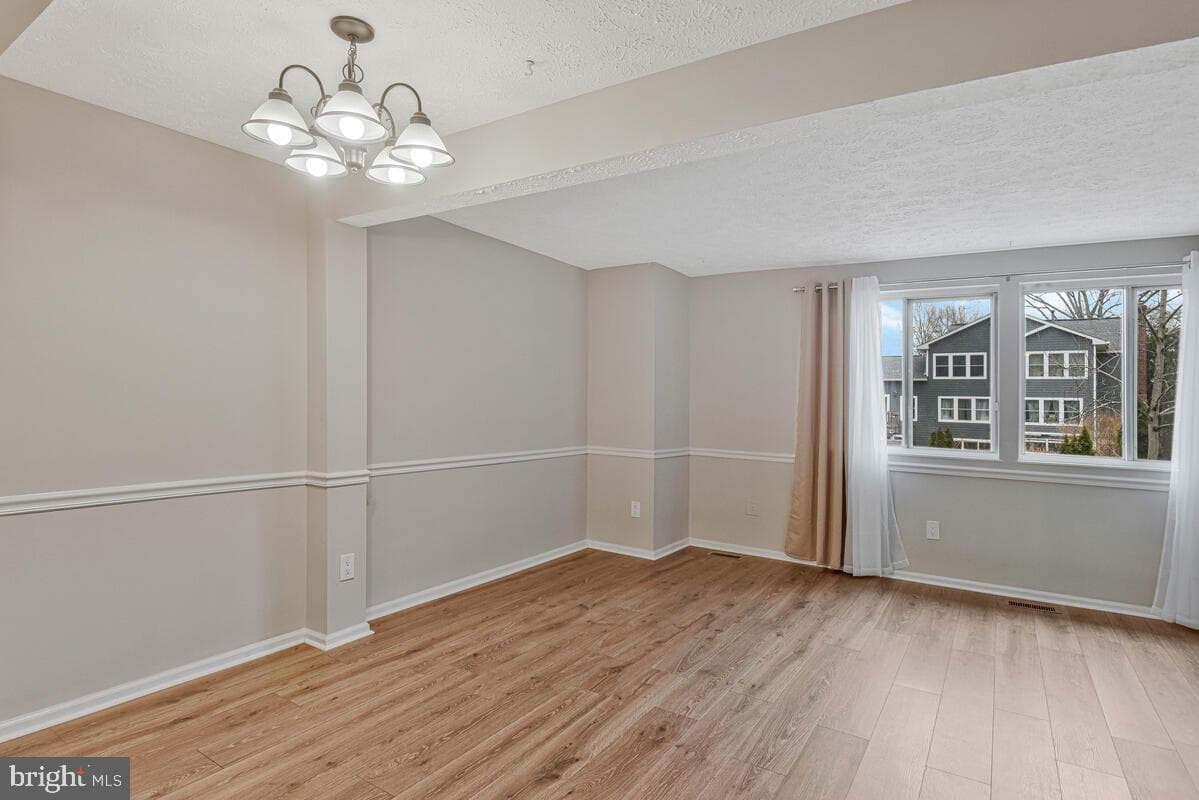 8524 Blue Rock Lane photo 10