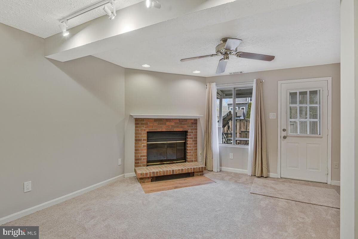 8524 Blue Rock Lane photo 20