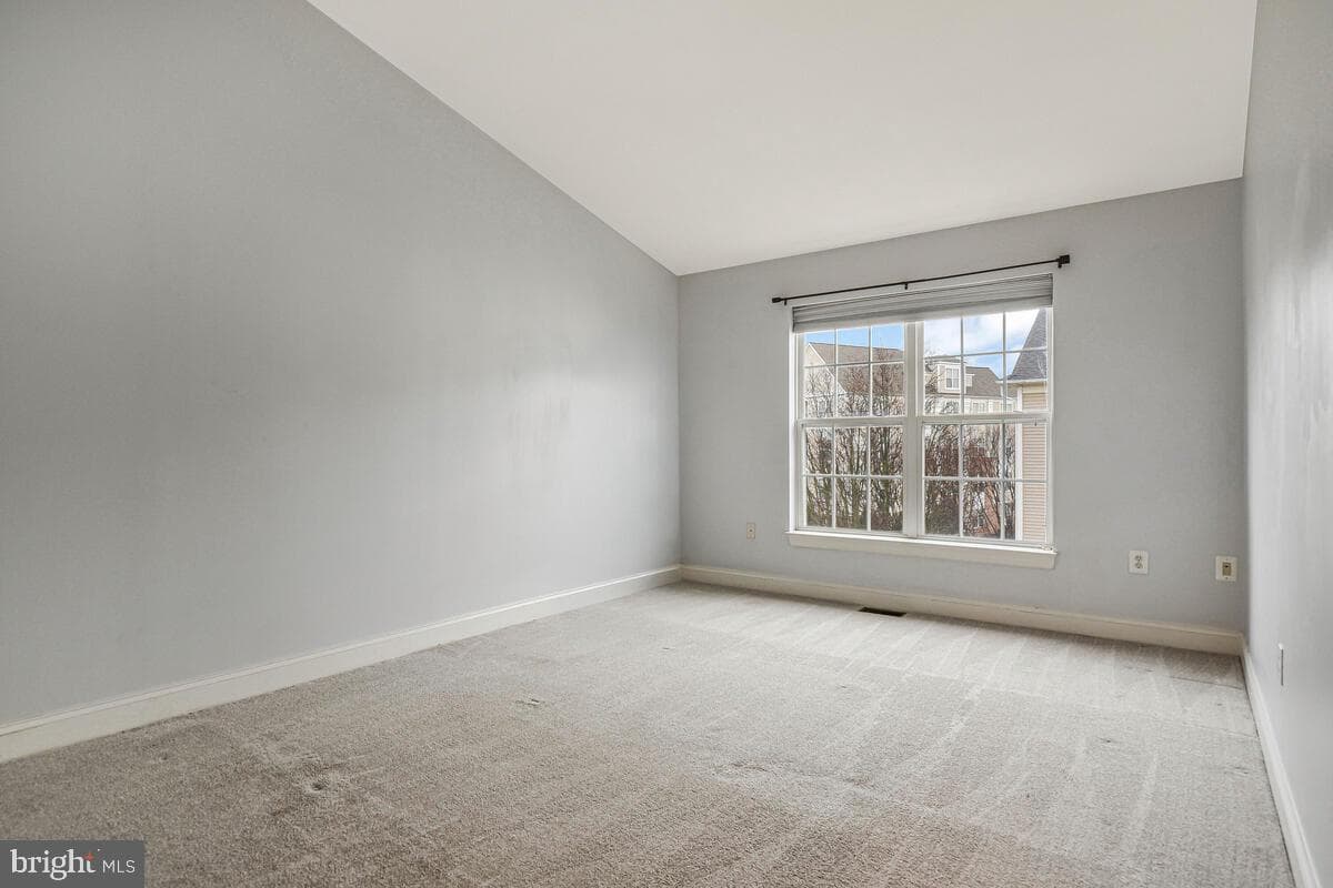 8045 Gatehouse Road #17 photo 16