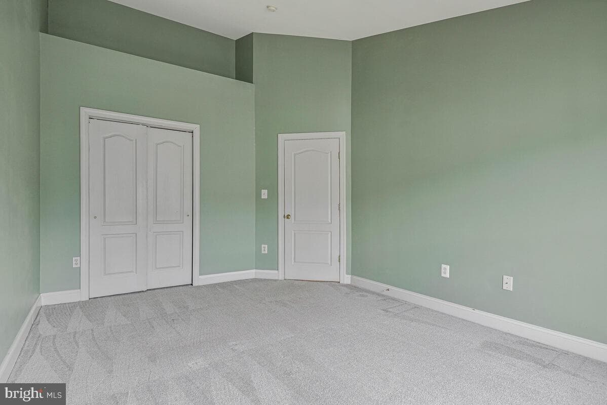 8045 Gatehouse Road #17 photo 19