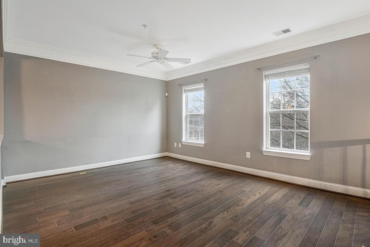 8045 Gatehouse Road #17 photo 2