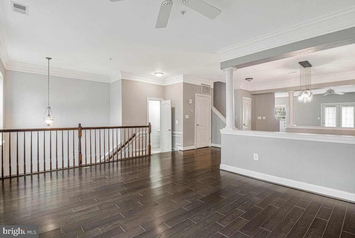 8045 Gatehouse Road #17 photo 3