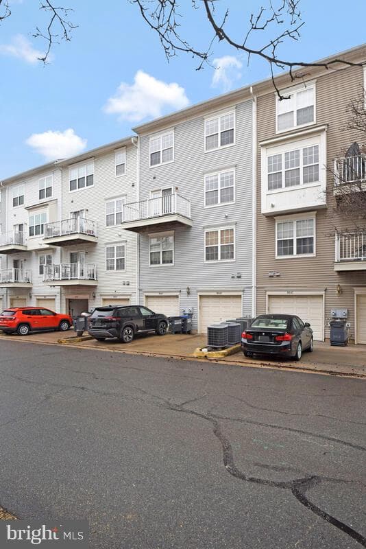 8045 Gatehouse Road #17 photo 31