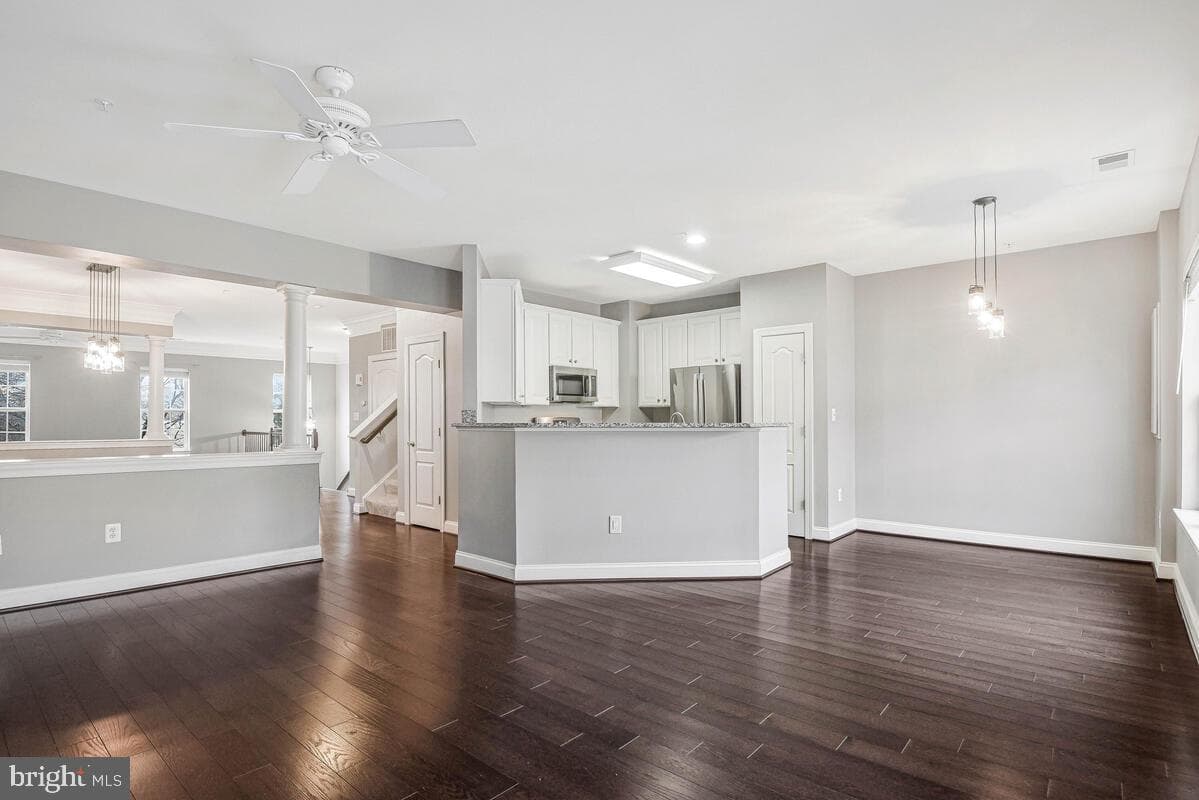 8045 Gatehouse Road #17 photo 8