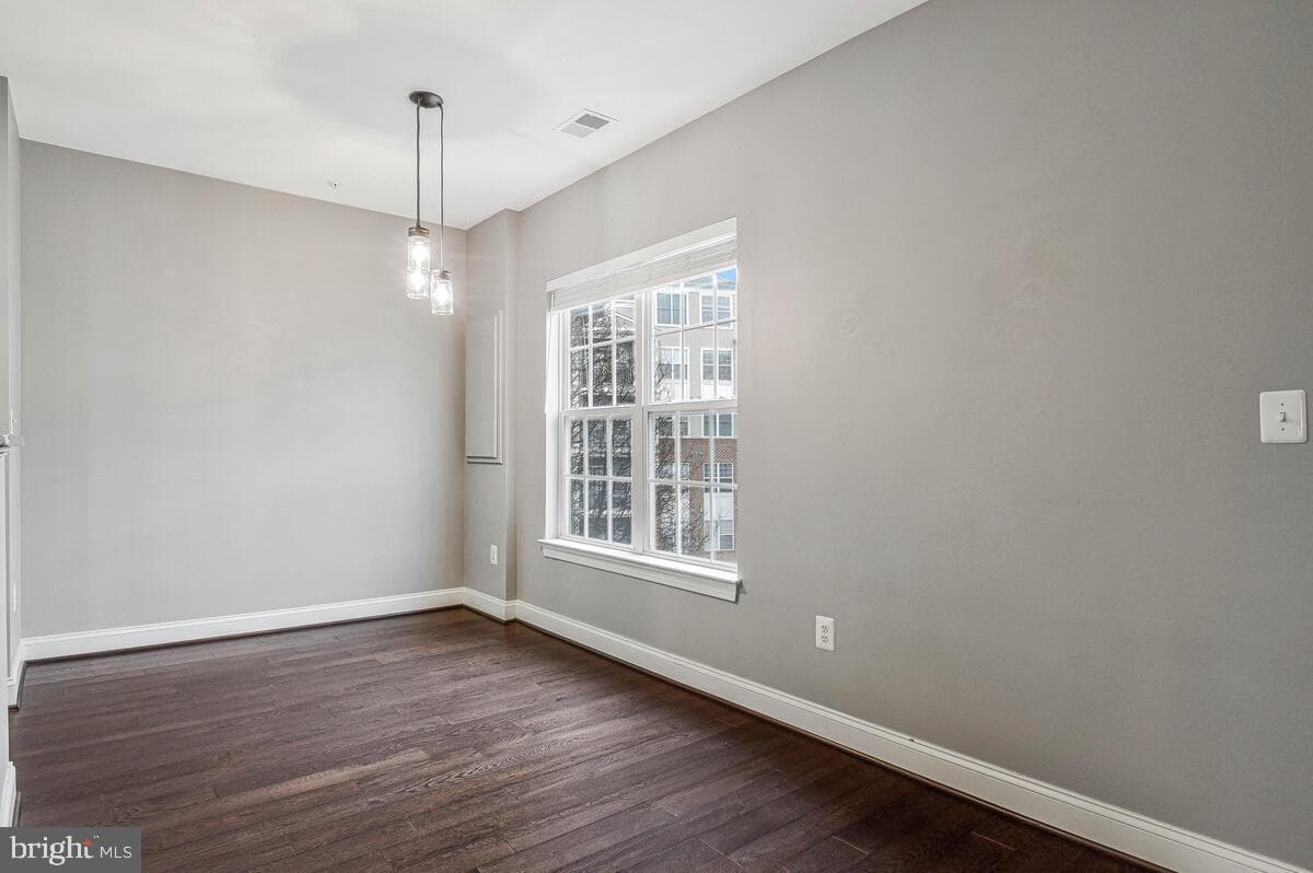 8045 Gatehouse Road #17 photo 9