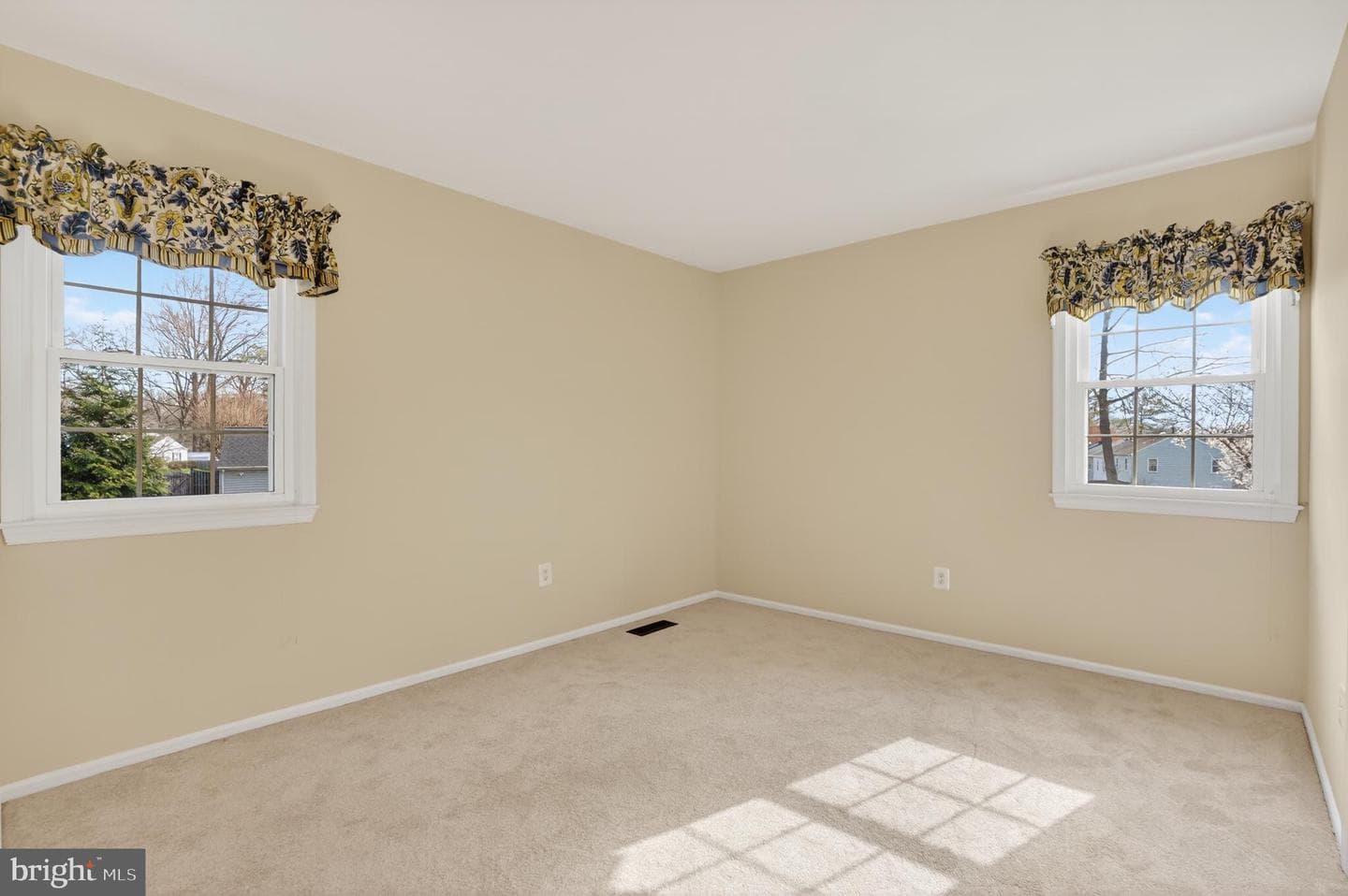 5401 Kinnerly Court photo 18