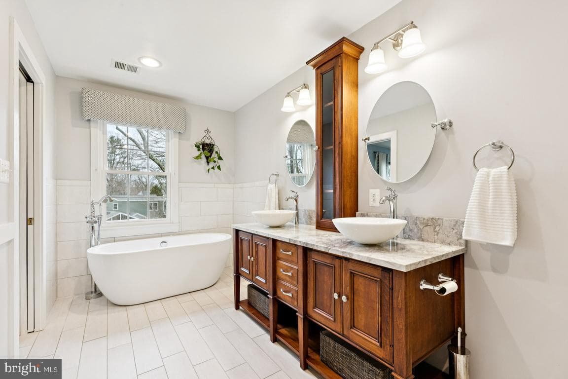 2698 Linda Marie Drive photo 26