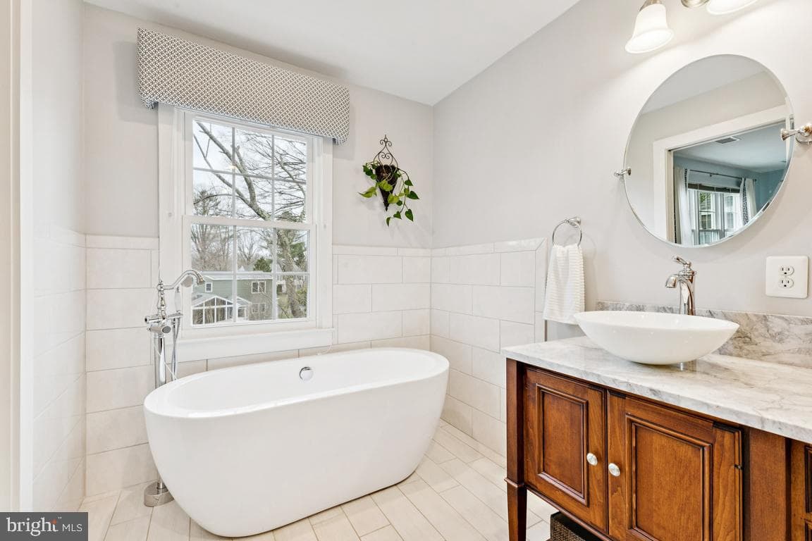 2698 Linda Marie Drive photo 27