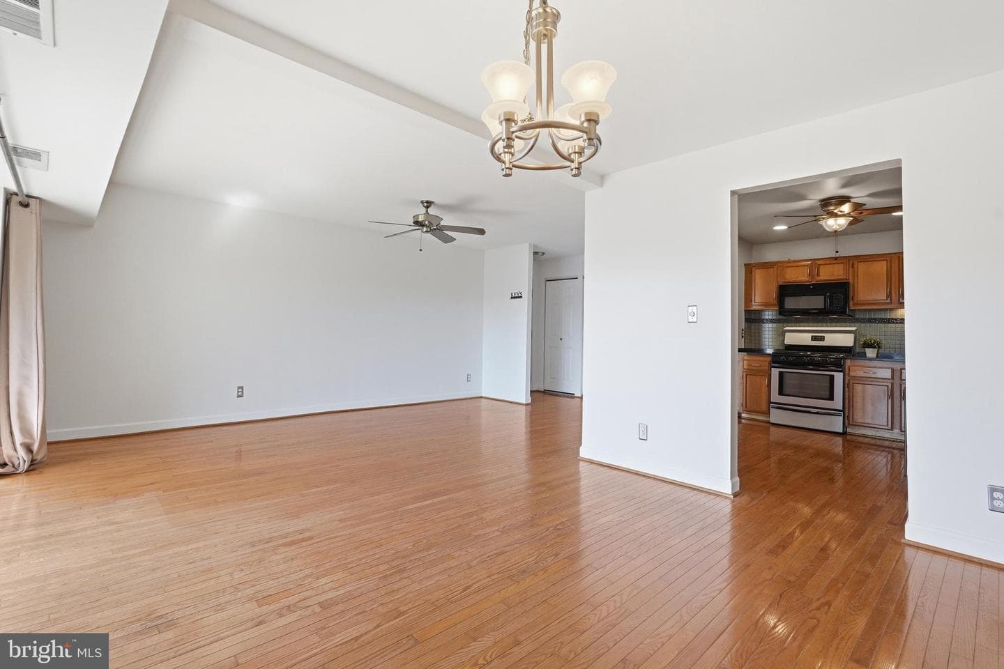 4414 Island Place #302 photo 13