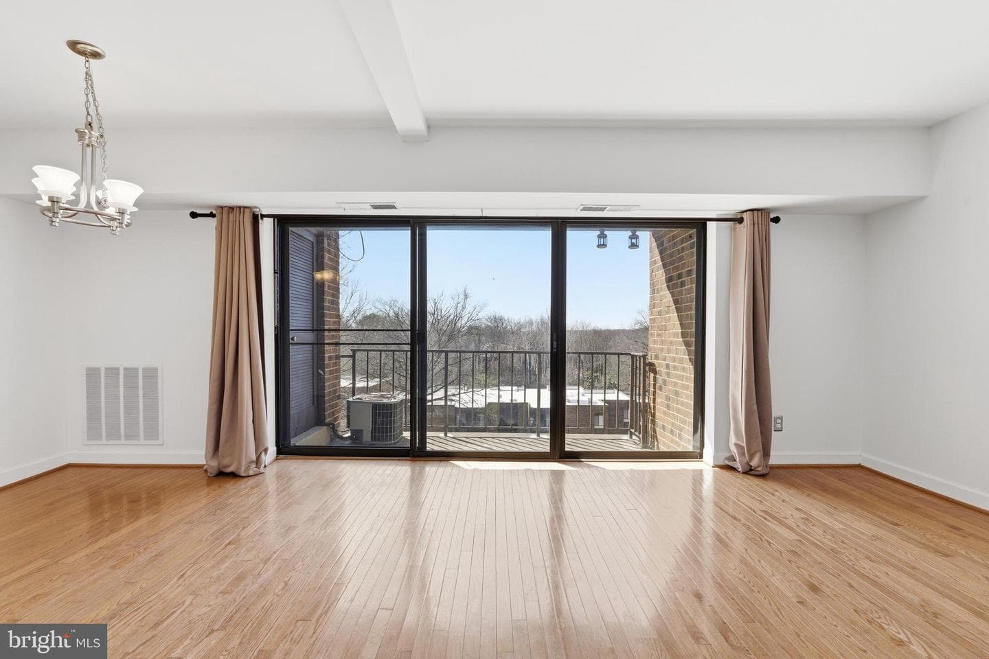 4414 Island Place #302 photo 14