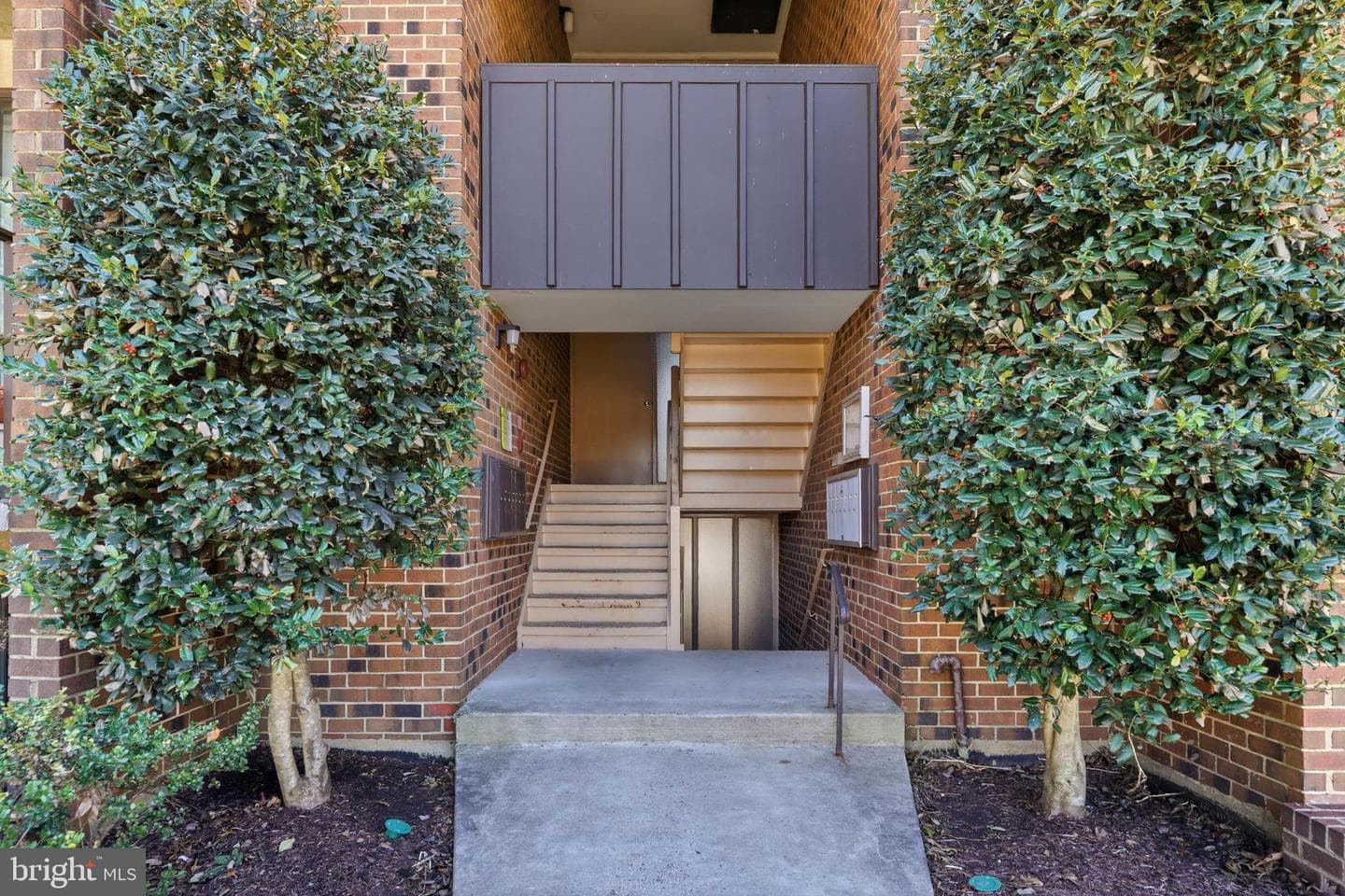 4414 Island Place #302 photo 3