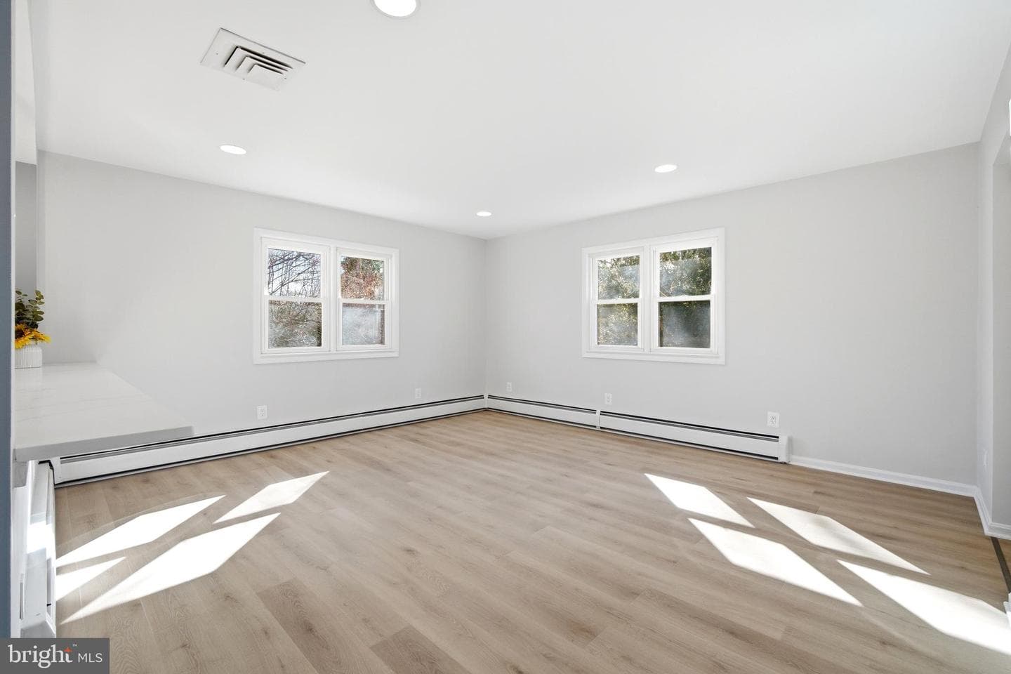 7917 Ashton Street photo 12