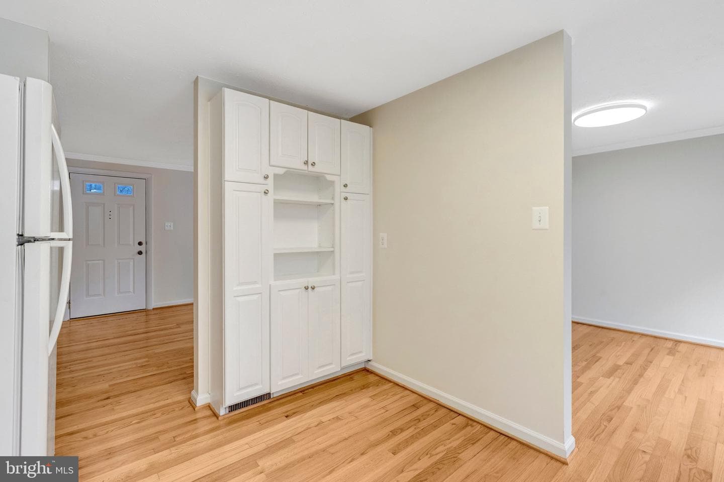 7743 Middle Valley Drive photo 5