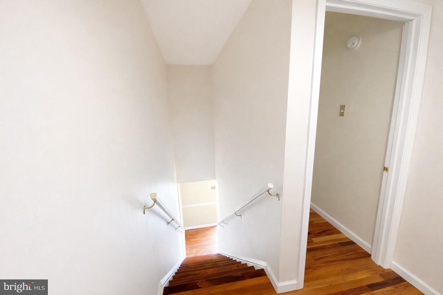 8036 Saint Annes Court photo 9