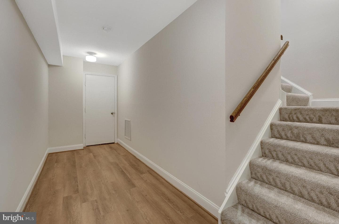 7820 Antiopi Street photo 44